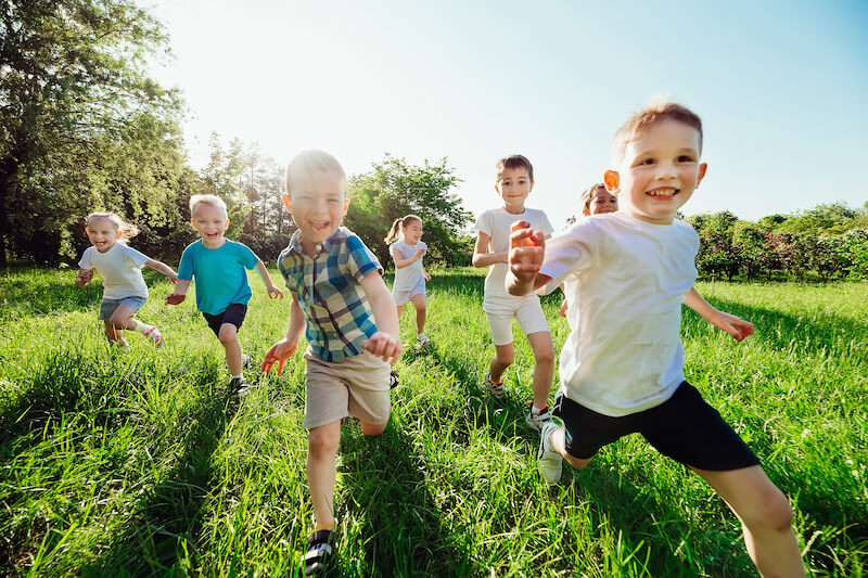bewegungsspiele für kleinkinder