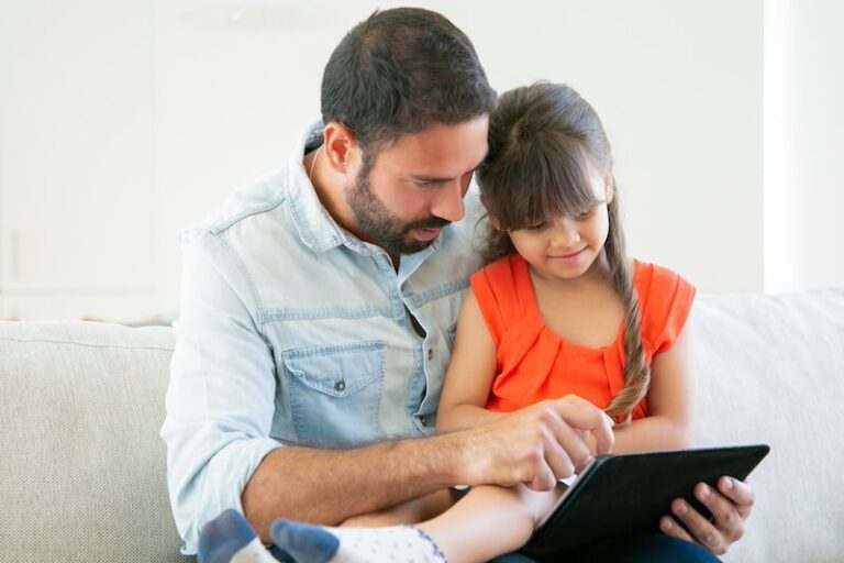 Brainytoon Klassrum kommunikation app